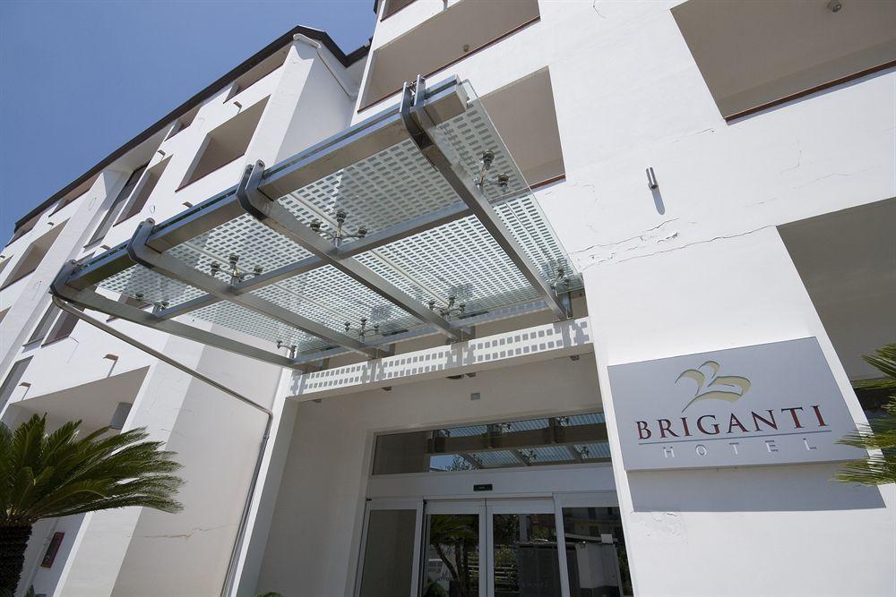 Hotel Briganti Qualiano Extérieur photo