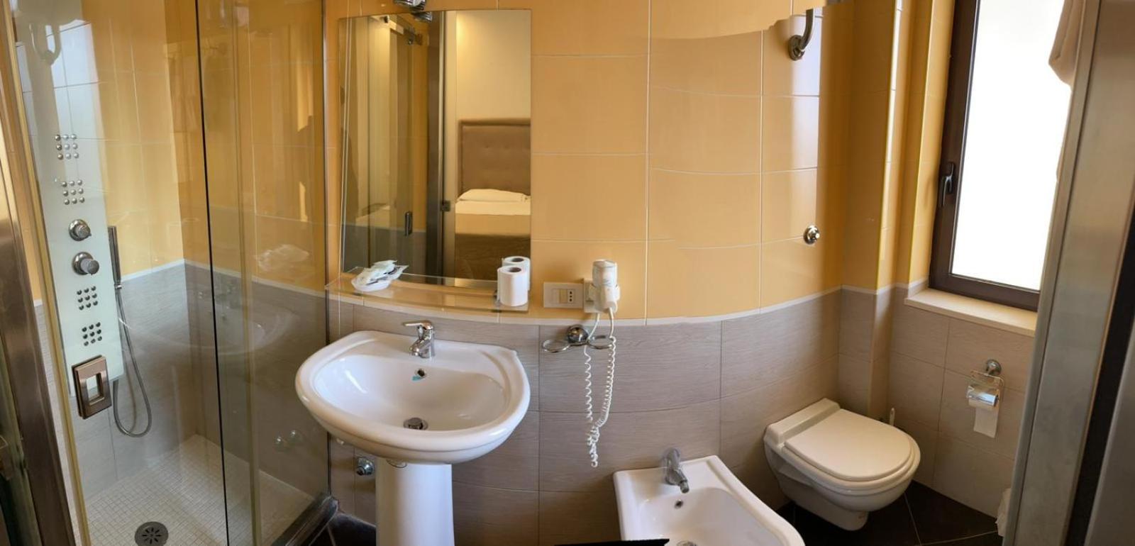 Hotel Briganti Qualiano Extérieur photo