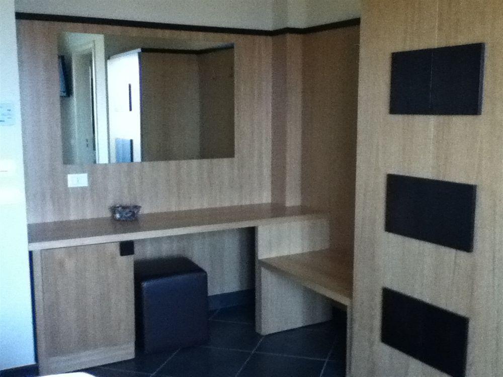 Hotel Briganti Qualiano Extérieur photo