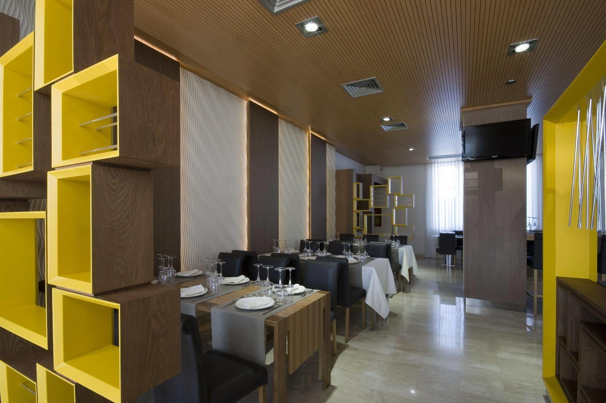 Hotel Briganti Qualiano Extérieur photo